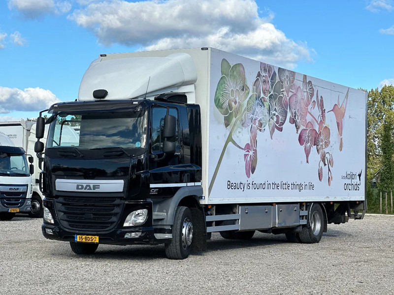 DAF CF 290 CF 290.18. EURO6. Geïsoleerde opbouw. - Camion fourgon: photos 1 DAF CF 290 CF 290.18. EURO6. Geïsoleerde opbouw. - Camion fourgon: photos 1