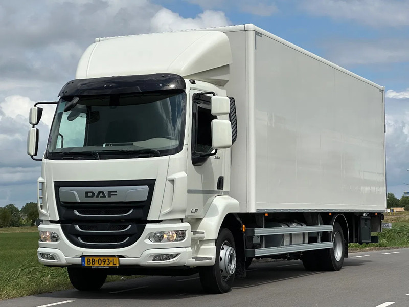 DAF LF 260 LF 260.14 EURO6. 2023. 83447km 720x248x235. 7233kg Laadvermogen!! - Camion fourgon: photos 1 DAF LF 260 LF 260.14 EURO6. 2023. 83447km 720x248x235. 7233kg Laadvermogen!! - Camion fourgon: photos 1