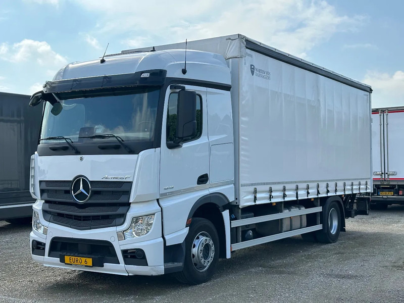 Mercedes-Benz Actros 1843 ACTROS 1843L 2022. 183432km Schuifzeil met Laadklep 2000kg - Camion à rideaux coulissants: photos 1 Mercedes-Benz Actros 1843 ACTROS 1843L 2022. 183432km Schuifzeil met Laadklep 2000kg - Camion à rideaux coulissants: photos 1