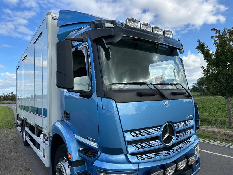Mercedes-Benz Antos ANTOS 1924L EURO6. 2017. Geisoleerde opbouw 610x244x238 - Camion frigorifique: photos 3 Mercedes-Benz Antos ANTOS 1924L EURO6. 2017. Geisoleerde opbouw 610x244x238 - Camion frigorifique: photos 3