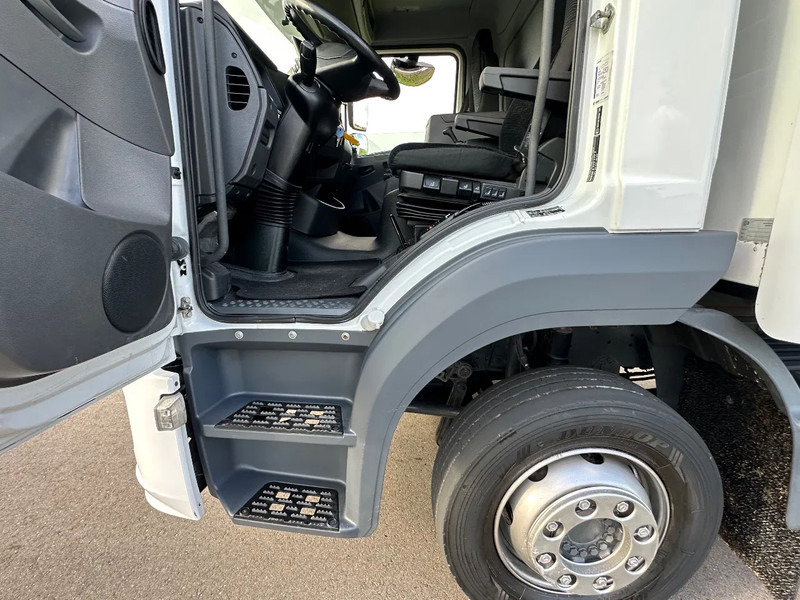 Mercedes-Benz Atego ATEGO 1318L - Camion fourgon: photos 5 Mercedes-Benz Atego ATEGO 1318L - Camion fourgon: photos 5