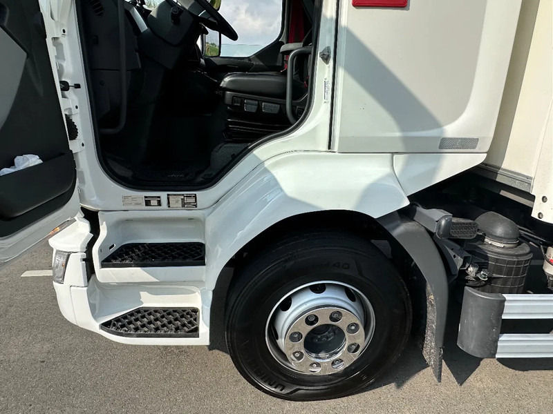 Renault D D.280.14 EURO6 2023. 750x248x245 - Camion fourgon: photos 5 Renault D D.280.14 EURO6 2023. 750x248x245 - Camion fourgon: photos 5