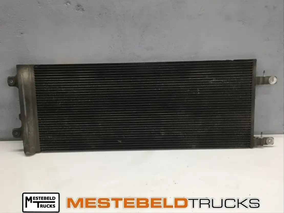 DAF Condensor - Système de refroidissement pour Camion: photos 1 DAF Condensor - Système de refroidissement pour Camion: photos 1