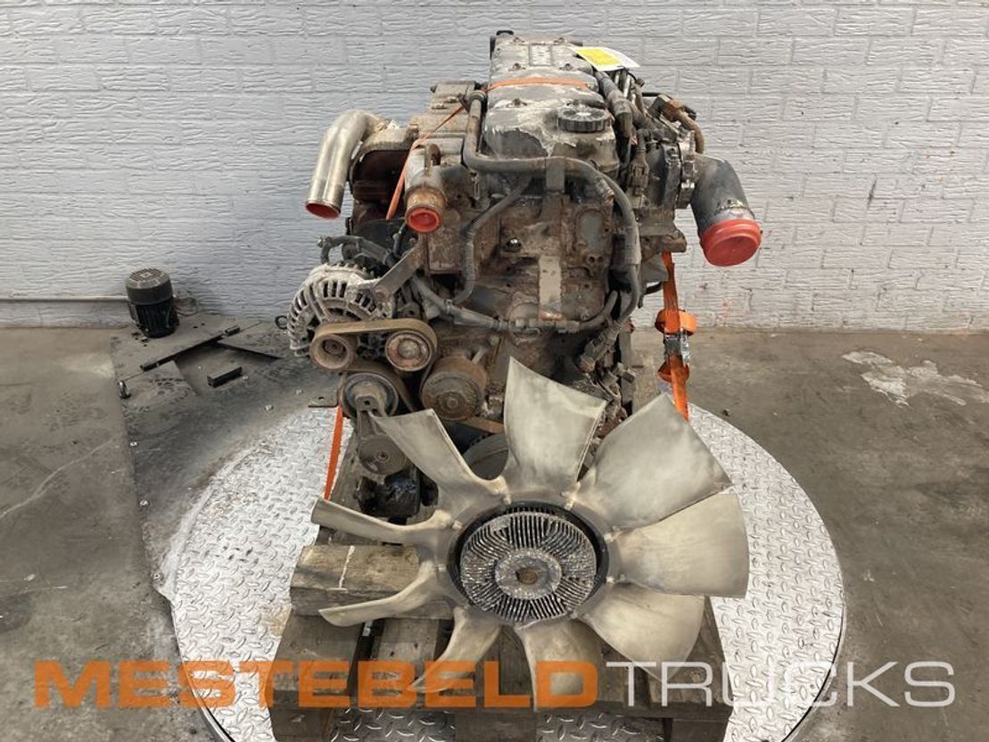 DAF Motor LF - Moteur et pièces pour Camion: photos 3 DAF Motor LF - Moteur et pièces pour Camion: photos 3