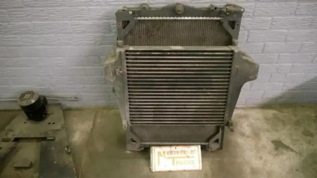 DAF Radiateur + intercooler - Système de refroidissement pour Camion: photos 1 DAF Radiateur + intercooler - Système de refroidissement pour Camion: photos 1