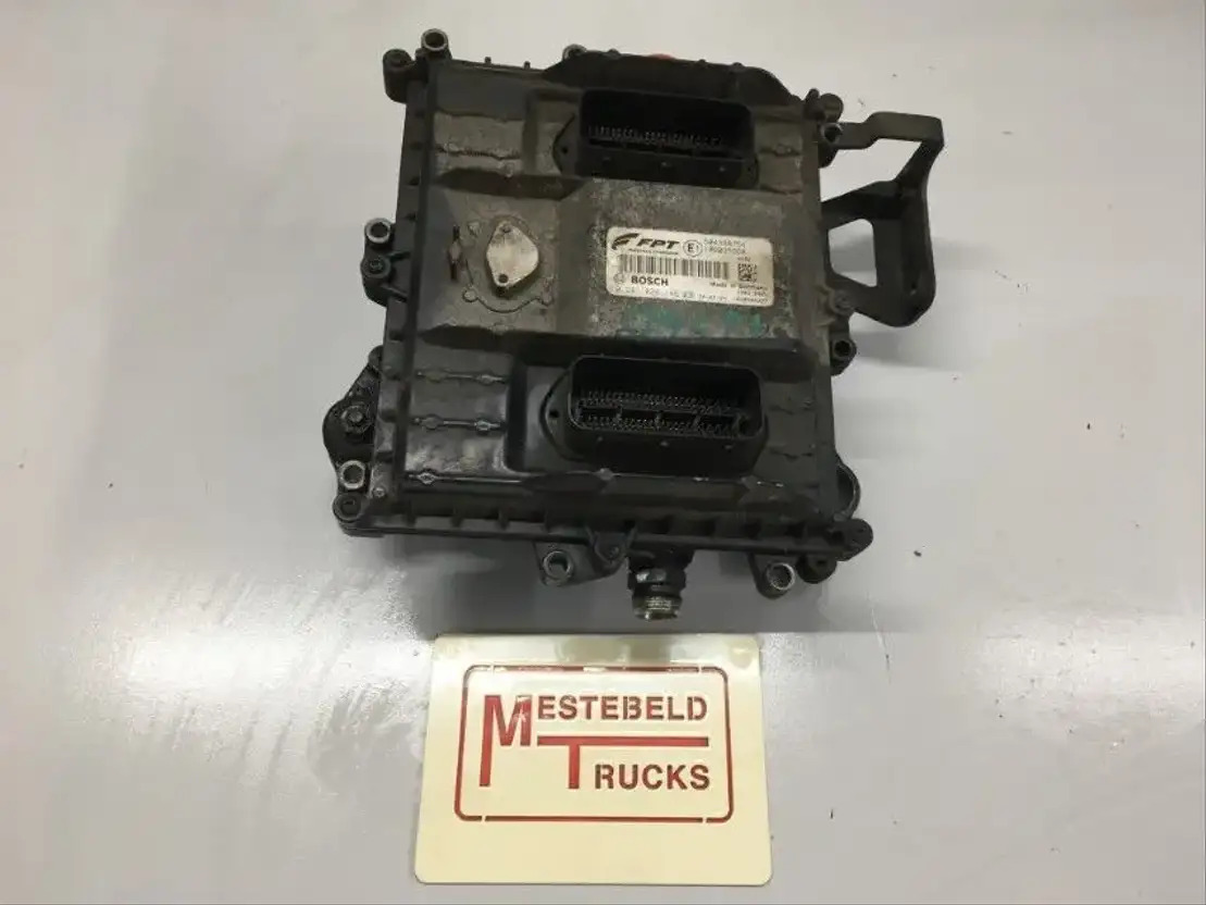 Iveco ECU unit cursor euro 6 - Système électrique pour Camion: photos 1 Iveco ECU unit cursor euro 6 - Système électrique pour Camion: photos 1