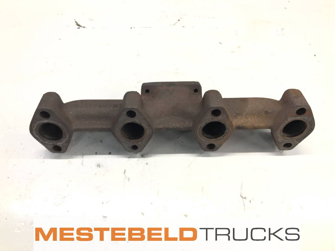 Iveco Uitlaatspruitstuk BF4M2012 industrie - Moteur et pièces pour Camion: photos 1 Iveco Uitlaatspruitstuk BF4M2012 industrie - Moteur et pièces pour Camion: photos 1