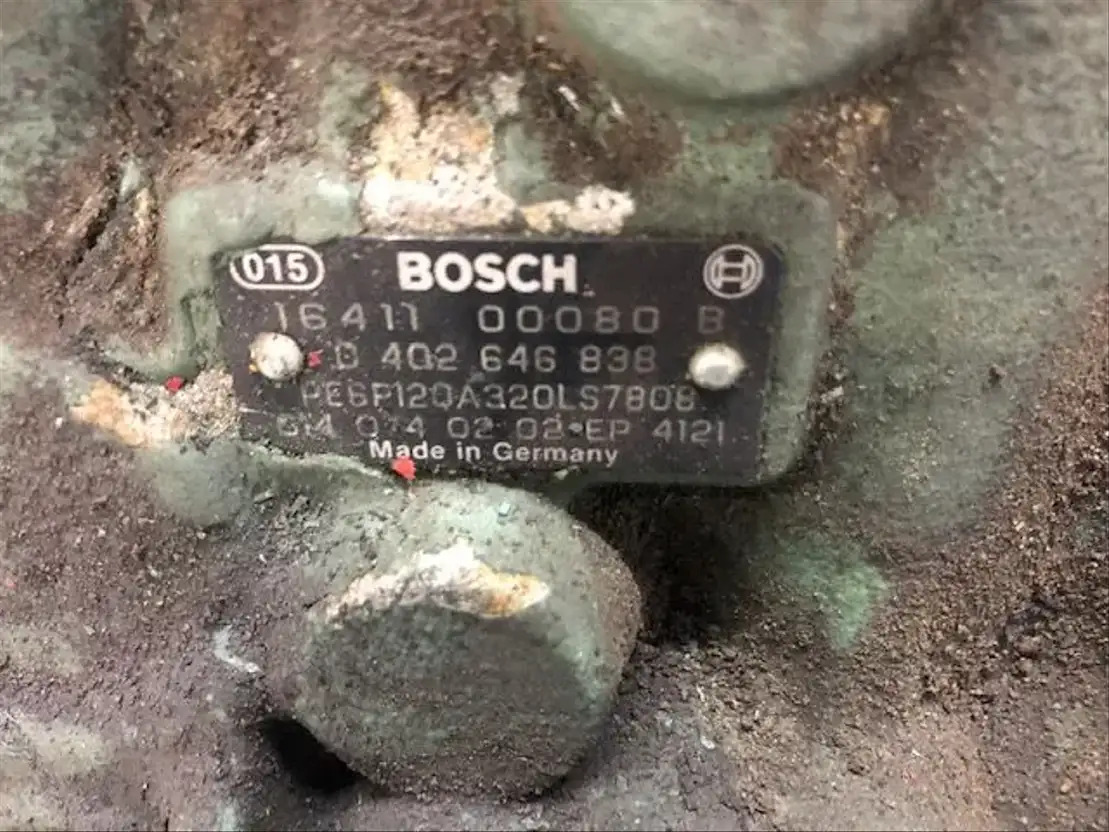 Mercedes-Benz Brandstofpomp OM441LA mechanisch - Système de carburant pour Camion: photos 2 Mercedes-Benz Brandstofpomp OM441LA mechanisch - Système de carburant pour Camion: photos 2