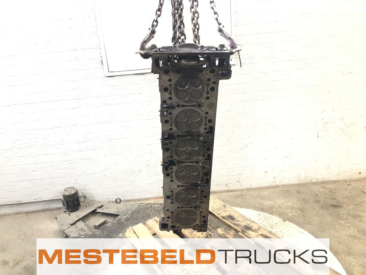 Mercedes-Benz Cilinderkop OM 471 - Moteur et pièces pour Camion: photos 5 Mercedes-Benz Cilinderkop OM 471 - Moteur et pièces pour Camion: photos 5