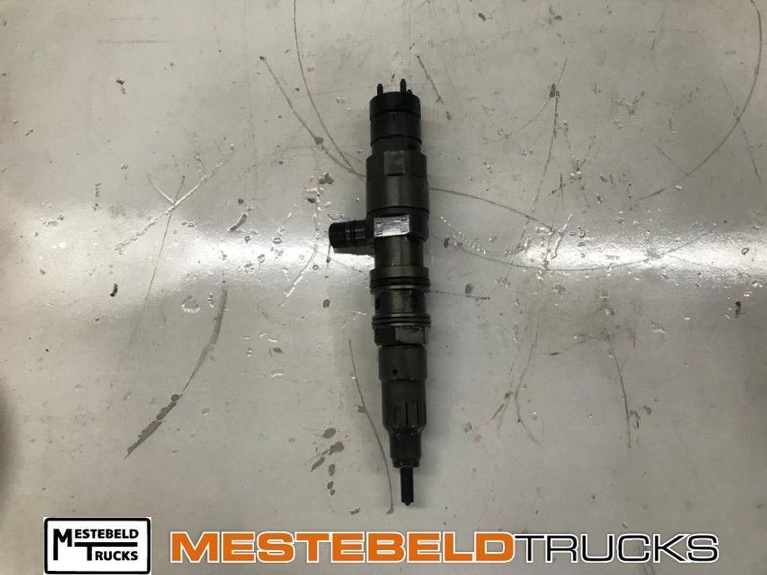 Mercedes-Benz Injector - Système de carburant pour Véhicule utilitaire: photos 1 Mercedes-Benz Injector - Système de carburant pour Véhicule utilitaire: photos 1