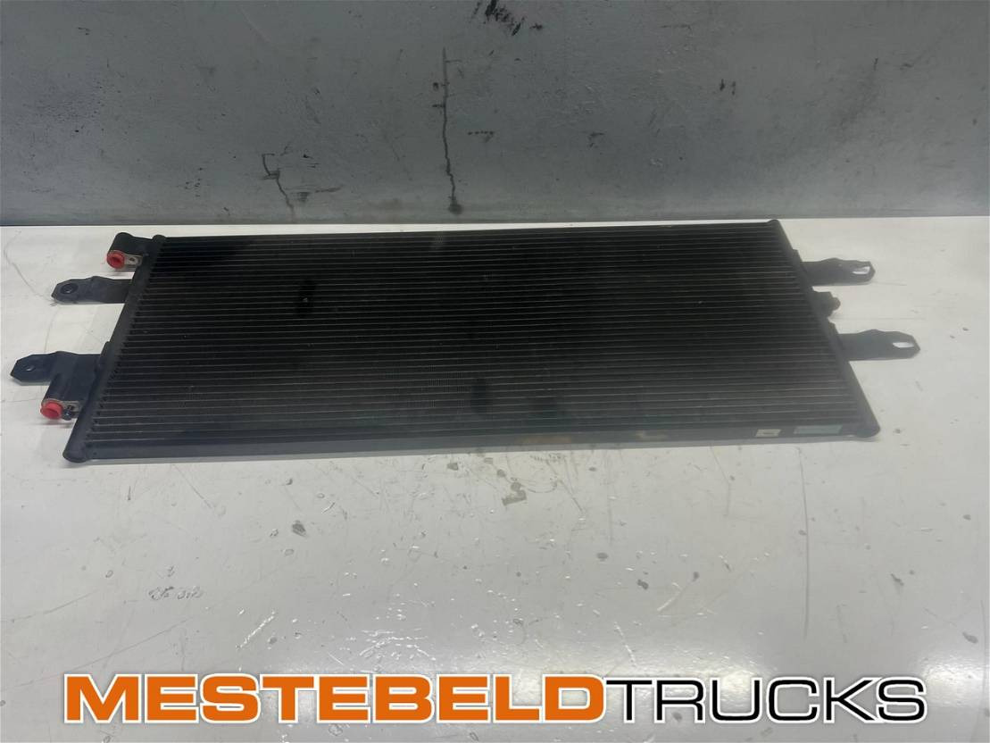 Scania Condensor - Système de refroidissement pour Camion: photos 1 Scania Condensor - Système de refroidissement pour Camion: photos 1