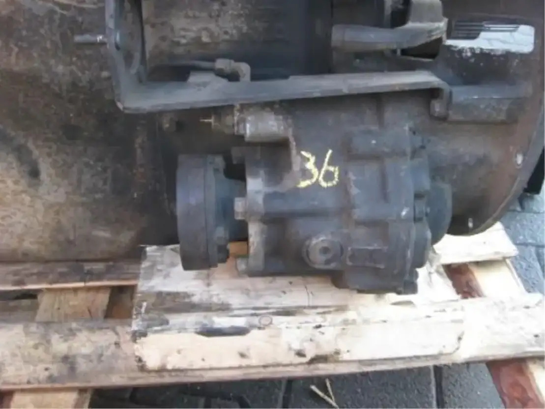 Scania G RS 890  - Boîte de vitesse et pièces pour Camion: photos 2 Scania G RS 890  - Boîte de vitesse et pièces pour Camion: photos 2