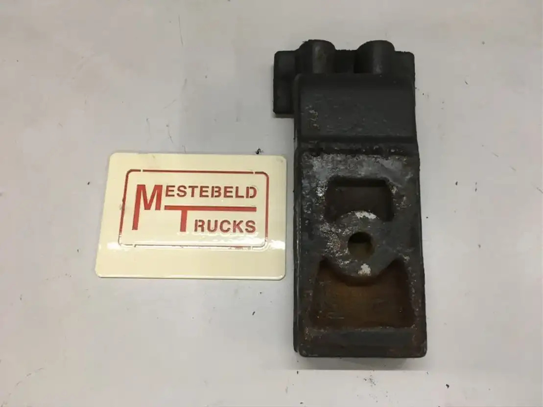 Scania Veersteun links - Essieu avant pour Camion: photos 1 Scania Veersteun links - Essieu avant pour Camion: photos 1