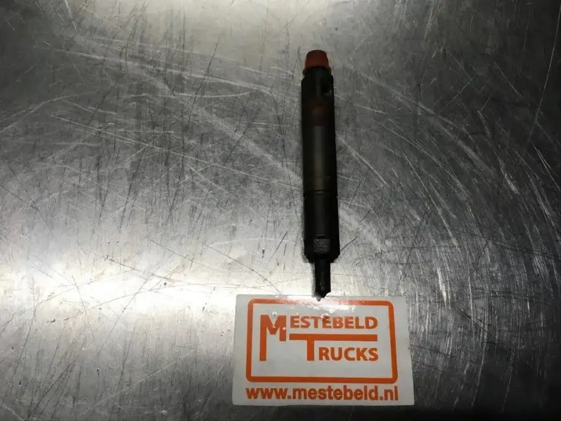 Volvo Injector FM - Injecteur pour Camion: photos 1 Volvo Injector FM - Injecteur pour Camion: photos 1