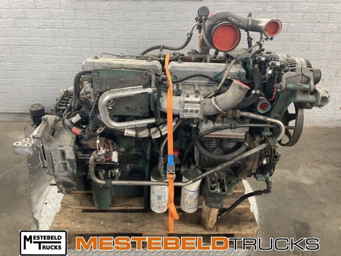 Volvo Motor D7C 250 EC99 - Moteur pour Camion: photos 1 Volvo Motor D7C 250 EC99 - Moteur pour Camion: photos 1