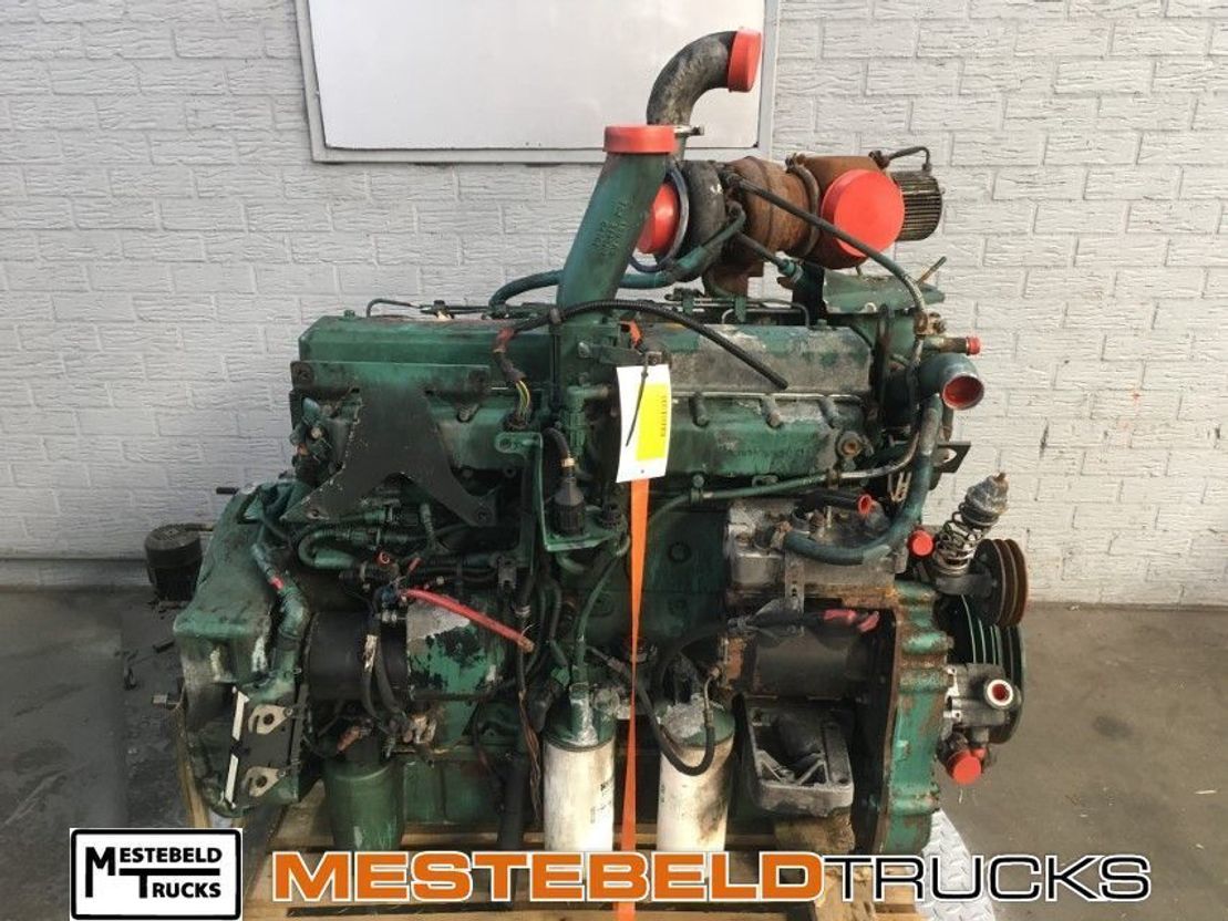 Volvo Motor D7C 275 EC 99 - Moteur pour Camion: photos 4 Volvo Motor D7C 275 EC 99 - Moteur pour Camion: photos 4