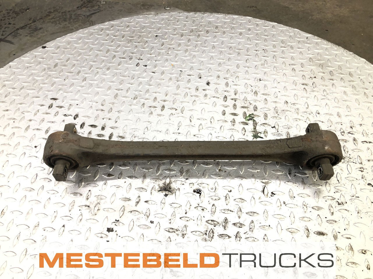 Volvo Reactiestang FH - Frame/ Châssis pour Camion: photos 1 Volvo Reactiestang FH - Frame/ Châssis pour Camion: photos 1