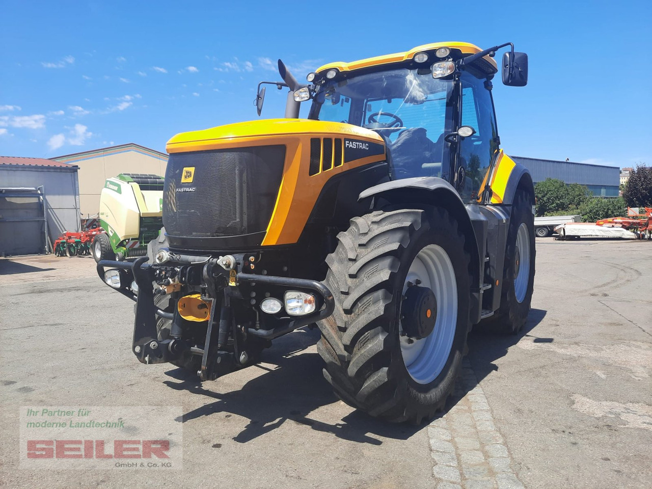 JCB Fastrac 8310 - Tracteur agricole: photos 1 JCB Fastrac 8310 - Tracteur agricole: photos 1