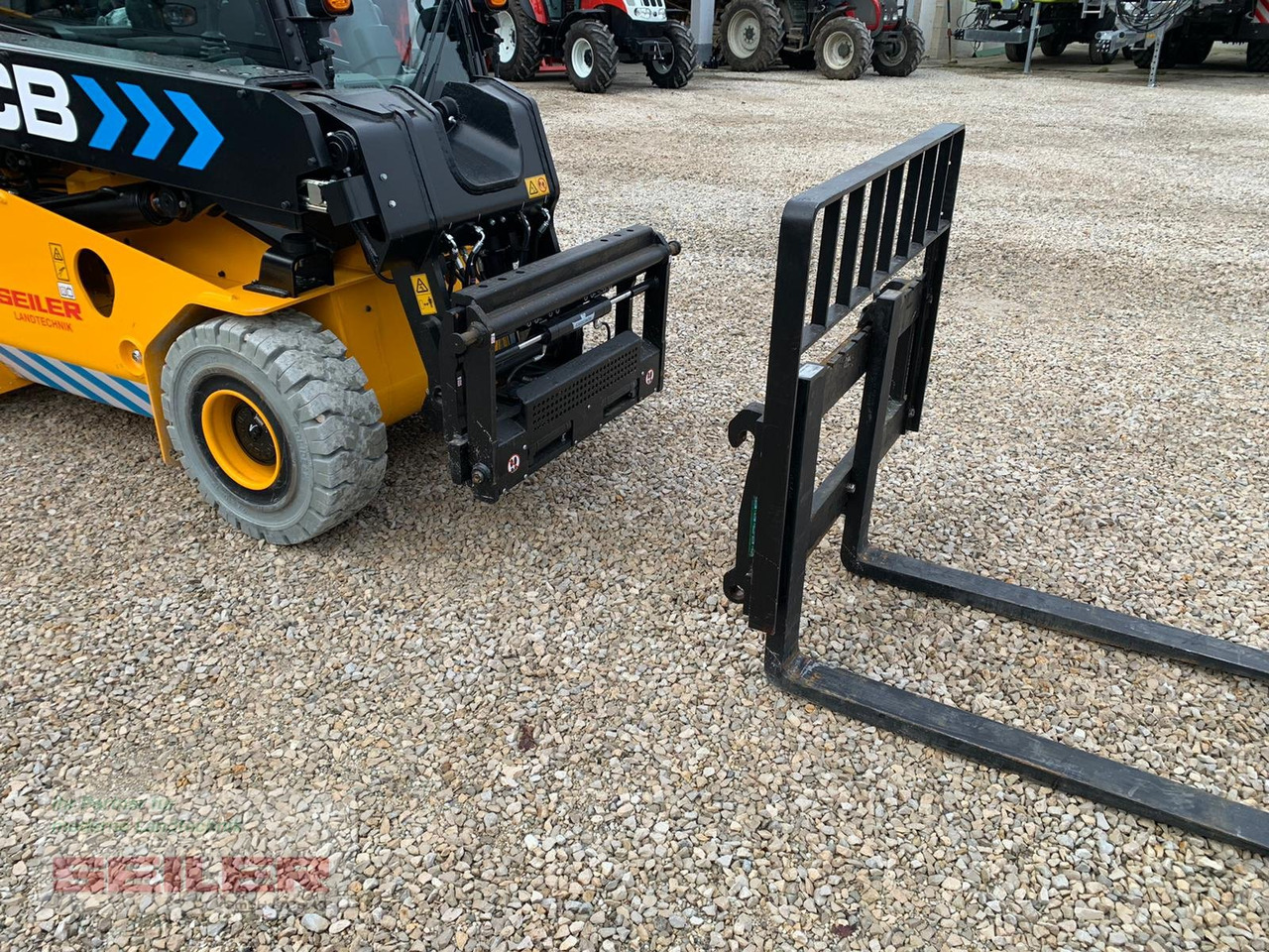 Chariot télescopique neuf JCB TLT 35-22E Teletruk: photos 10