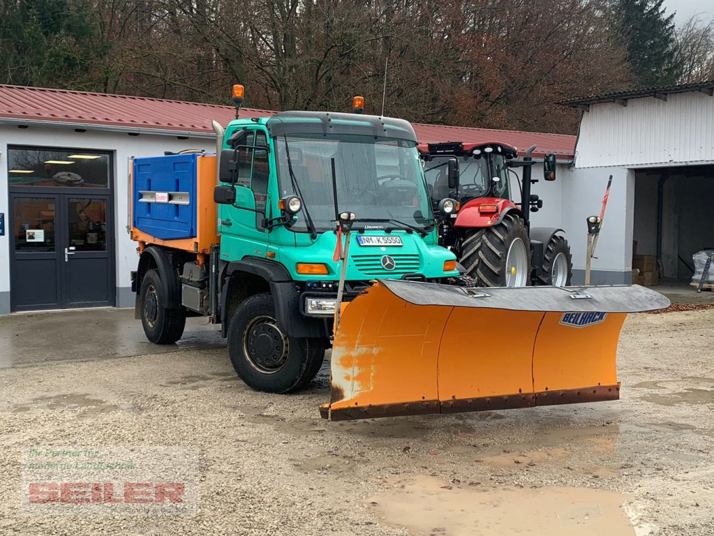 Mercedes-Benz Unimog U 500 + Salzstreuer + Schneeschild - Engin de déneigement: photos 3 Mercedes-Benz Unimog U 500 + Salzstreuer + Schneeschild - Engin de déneigement: photos 3