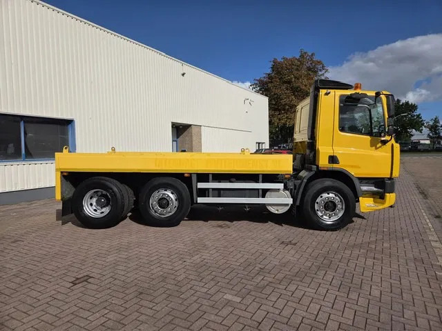 DAF CF 75.250 6x2 Euro 2 Automatic NL-Truck Original KM'S - Châssis cabine: photos 2 DAF CF 75.250 6x2 Euro 2 Automatic NL-Truck Original KM'S - Châssis cabine: photos 2
