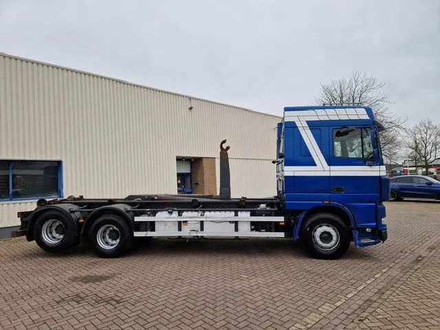 DAF XF 95.430 Euro 4 6x2 Manual-Gear - Châssis cabine: photos 2 DAF XF 95.430 Euro 4 6x2 Manual-Gear - Châssis cabine: photos 2