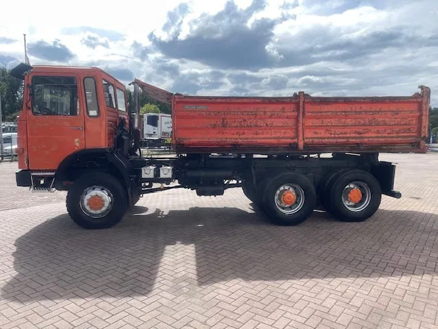 MAN 26.293 6x6 Full steel Kipper - Camion benne: photos 4 MAN 26.293 6x6 Full steel Kipper - Camion benne: photos 4