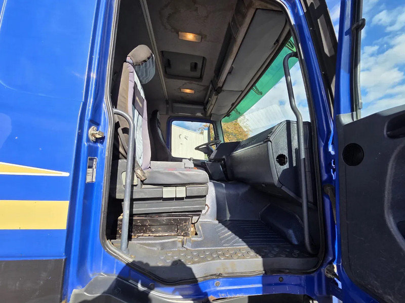 Camion benne Mercedes-Benz Actros 4143 8X4 TIPPER (THREE PEDALS): photos 13