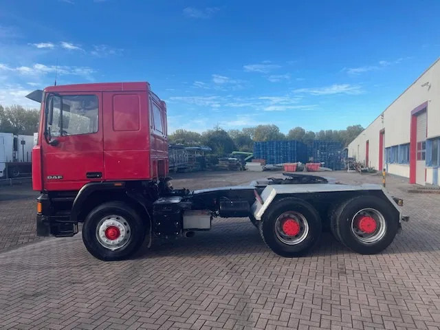 DAF 95.360 ATI 6X4 FULL SPRING - Tracteur routier: photos 4 DAF 95.360 ATI 6X4 FULL SPRING - Tracteur routier: photos 4