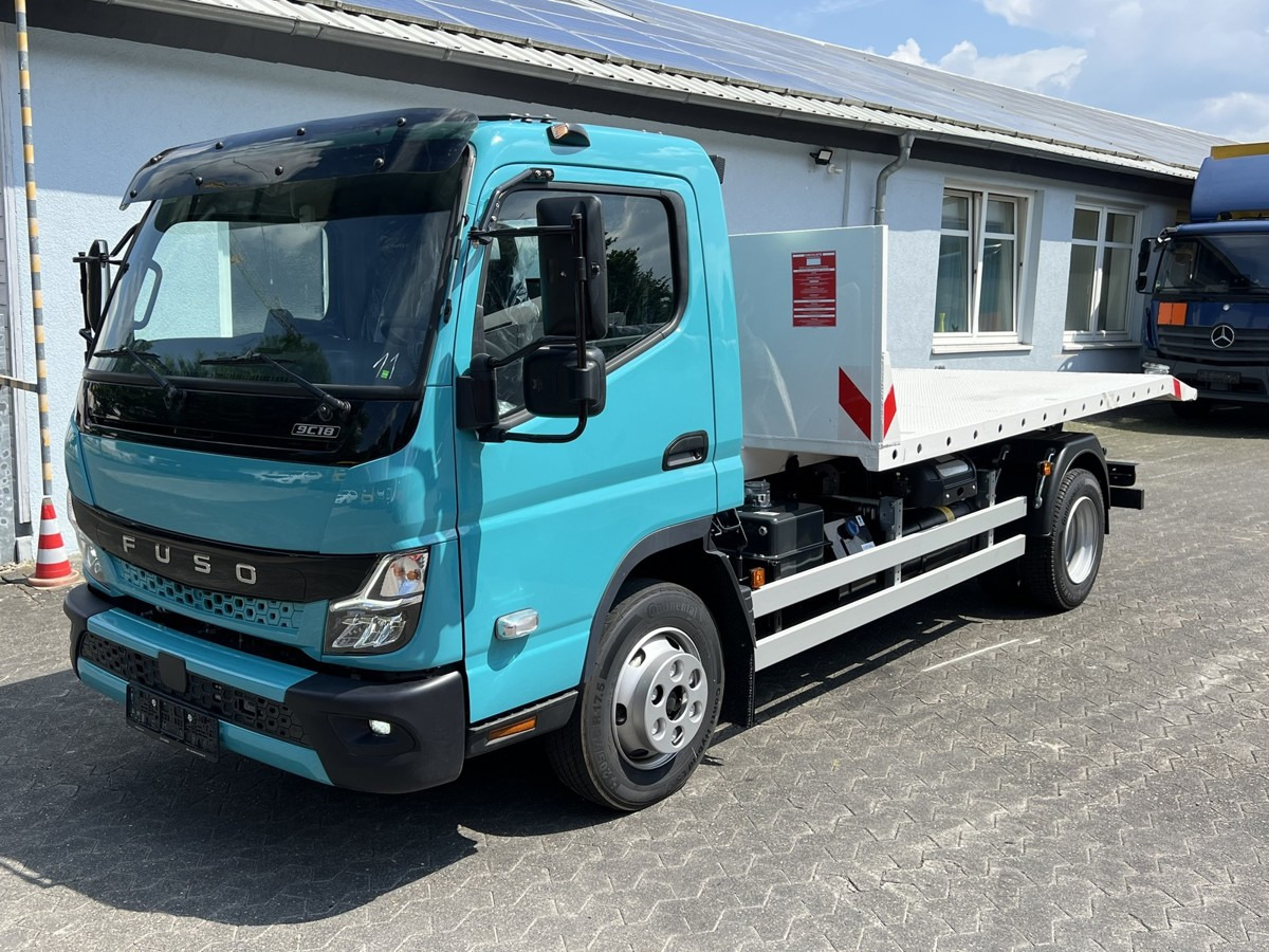 FUSO Canter FUSO 9C18 Duonic City Abrollkipper Color - Camion ampliroll, Camion grue: photos 4 FUSO Canter FUSO 9C18 Duonic City Abrollkipper Color - Camion ampliroll, Camion grue: photos 4