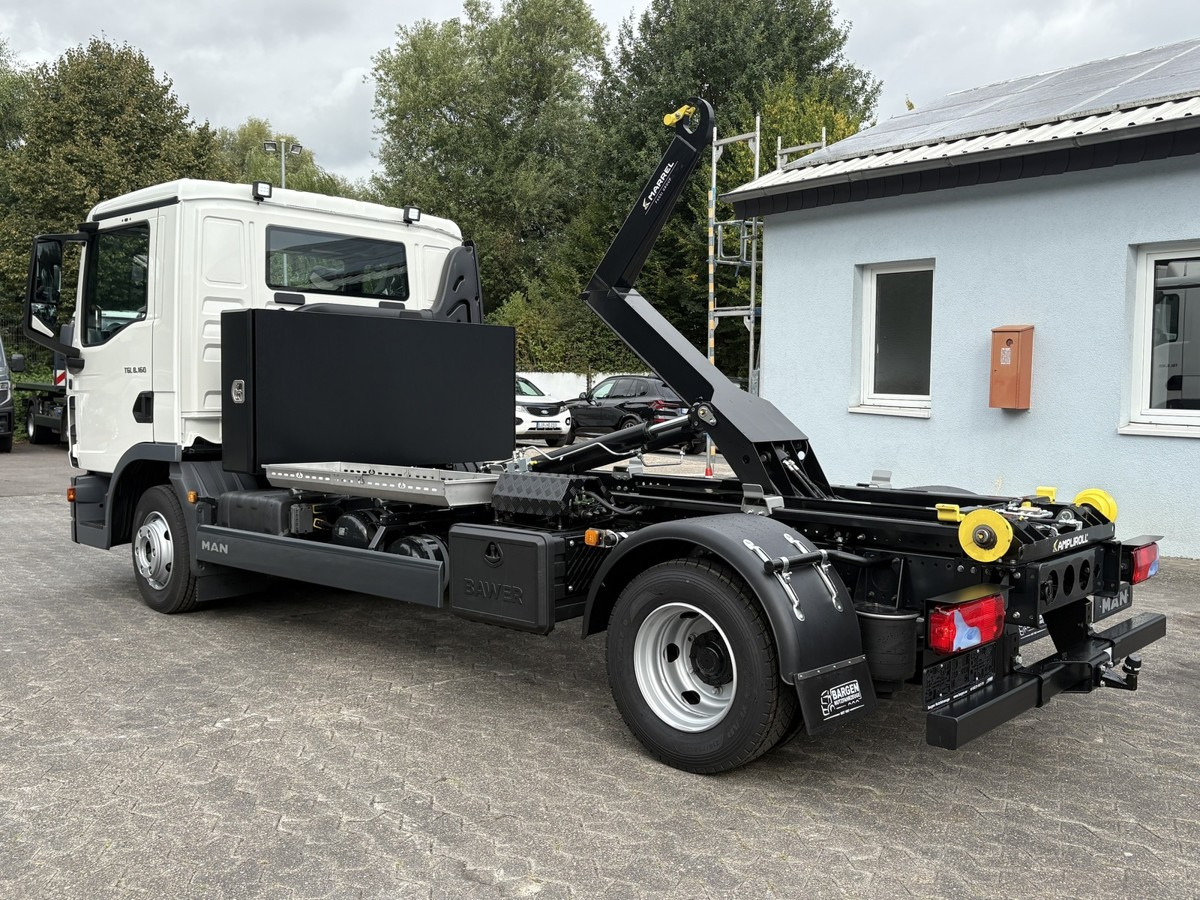 MAN TGL 8.160 BL City Abollkipper Schalter 8.190 - Camion ampliroll: photos 3 MAN TGL 8.160 BL City Abollkipper Schalter 8.190 - Camion ampliroll: photos 3