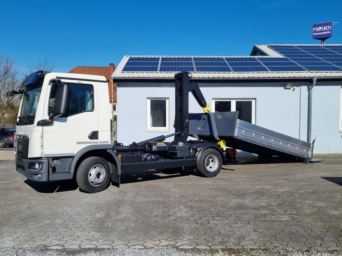 MAN TGL 8.220 BL City Abollkipper 6t Powermatic AHK2 - Camion ampliroll: photos 4 MAN TGL 8.220 BL City Abollkipper 6t Powermatic AHK2 - Camion ampliroll: photos 4