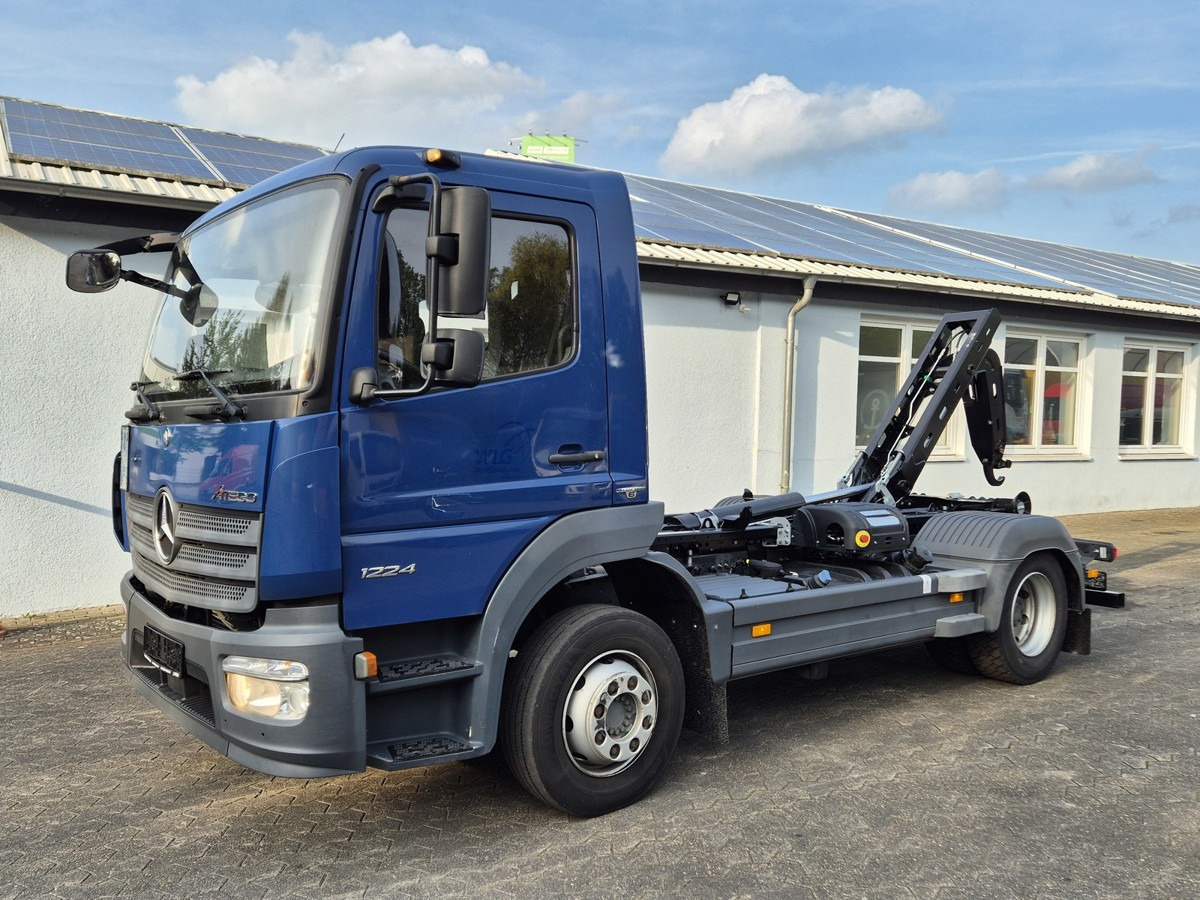 MERCEDES-BENZ 1224 L Atego City Abrollkipper NEU AHK Euro 6 - Camion ampliroll: photos 4 MERCEDES-BENZ 1224 L Atego City Abrollkipper NEU AHK Euro 6 - Camion ampliroll: photos 4