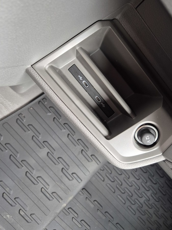 Fourgon utilitaire VW Crafter 35 Maxi L5H3 Extralang  Kamera: photos 15