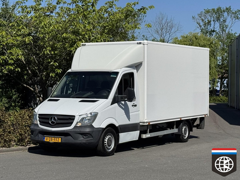 Mercedes-Benz Sprinter 316 CDI 1000kg load capacity - box - tailf lift - Fourgon grand volume: photos 1 Mercedes-Benz Sprinter 316 CDI 1000kg load capacity - box - tailf lift - Fourgon grand volume: photos 1