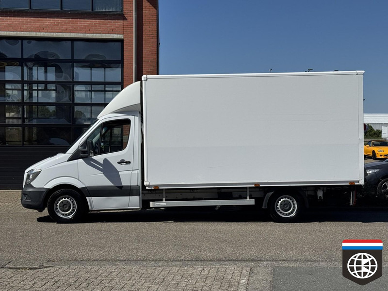 Mercedes-Benz Sprinter 316 CDI 1000kg load capacity - box - tailf lift - Fourgon grand volume: photos 3 Mercedes-Benz Sprinter 316 CDI 1000kg load capacity - box - tailf lift - Fourgon grand volume: photos 3