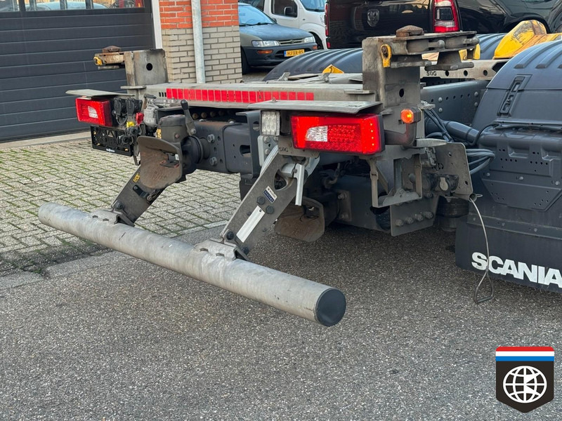 Scania R450 6X2/4 Highline Retarder Night a/c Full air - BDF CHASSIS - Concourstaat - Camion porte-conteneur/ Caisse mobile: photos 5 Scania R450 6X2/4 Highline Retarder Night a/c Full air - BDF CHASSIS - Concourstaat - Camion porte-conteneur/ Caisse mobile: photos 5