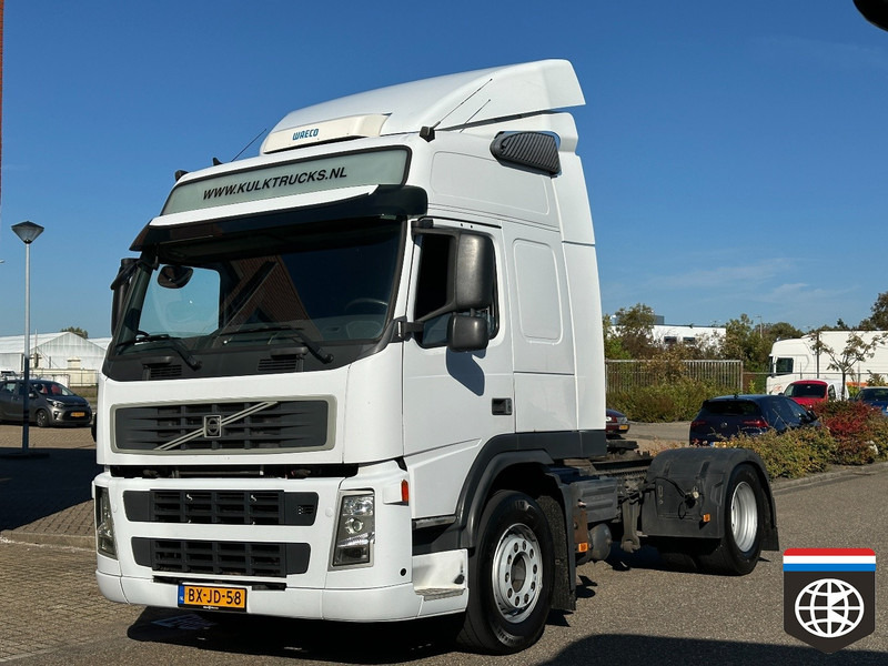 Volvo FM 370 EEV 4X2 NIGHT A/C - AUTOMATIC - EURO 5 - Tracteur routier: photos 2 Volvo FM 370 EEV 4X2 NIGHT A/C - AUTOMATIC - EURO 5 - Tracteur routier: photos 2