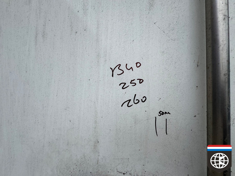 Van Hool 3B0049 CARRIER / BPW DRUMBRAKE - Semi-remorque frigorifique: photos 4 Van Hool 3B0049 CARRIER / BPW DRUMBRAKE - Semi-remorque frigorifique: photos 4