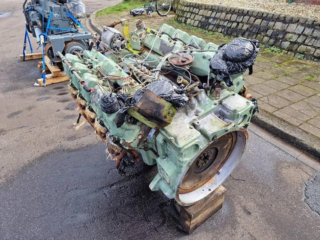 Mercedes-Benz OM443 - Moteur: photos 4 Mercedes-Benz OM443 - Moteur: photos 4