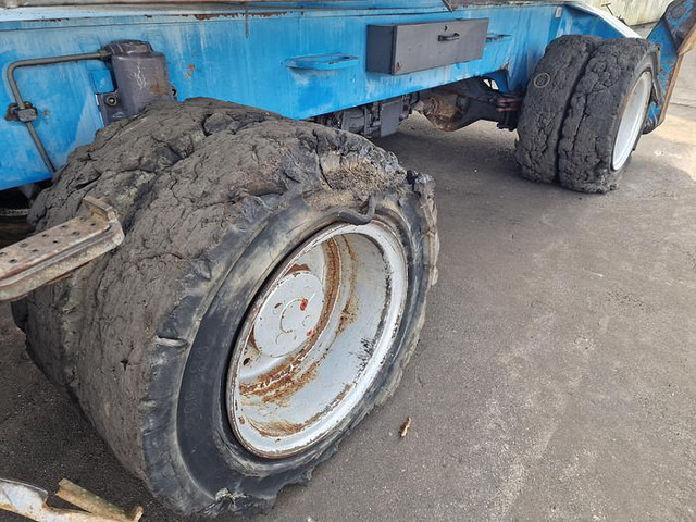 Pelle de manutention Terex FUCHS MHL 360: photos 9