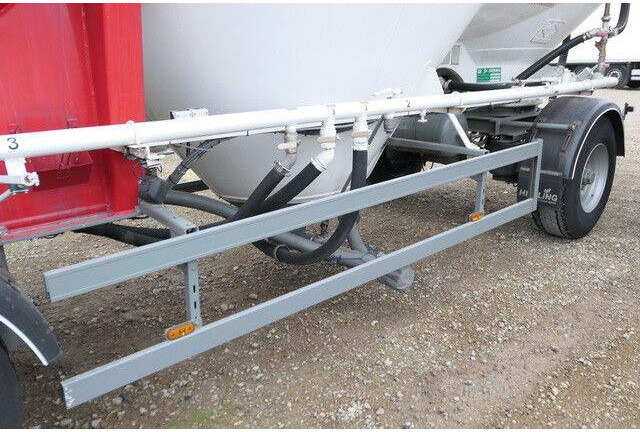 Feldbinder H.EUT 31.2, 31m³, 3 Domdeckel, Alu-Felgen, Luft - Remorque citerne: photos 5 Feldbinder H.EUT 31.2, 31m³, 3 Domdeckel, Alu-Felgen, Luft - Remorque citerne: photos 5