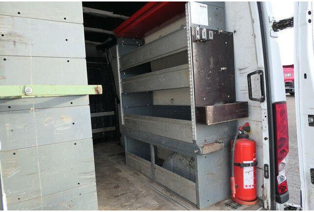 Fourgon utilitaire Iveco 35S16 Daily 4x2, 104tkm, Würth Regale, AHK, Navi: photos 11