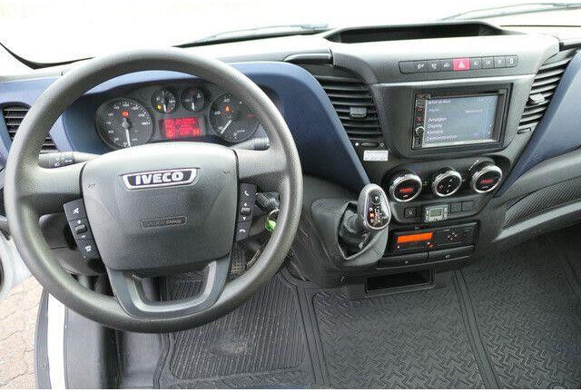 Fourgon utilitaire Iveco 35S16 Daily 4x2, 104tkm, Würth Regale, AHK, Navi: photos 13