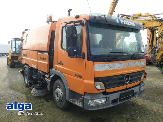 Mercedes-Benz 1018 Atego 4x2, Faun VIAJET 5R, Klima, 73tkm - Balayeuse de voirie: photos 1 Mercedes-Benz 1018 Atego 4x2, Faun VIAJET 5R, Klima, 73tkm - Balayeuse de voirie: photos 1