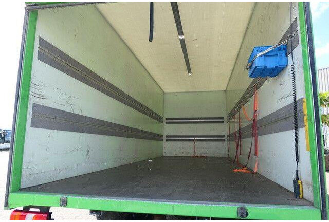 Mercedes-Benz 1023 L Atego 4x2, Schlafkabine, AHK, LBW, Möbel - Camion fourgon: photos 4 Mercedes-Benz 1023 L Atego 4x2, Schlafkabine, AHK, LBW, Möbel - Camion fourgon: photos 4