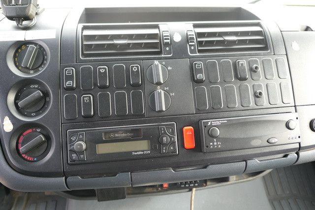 Camion fourgon Mercedes-Benz 1518 A Atego 4X4, Klima, AHK, Allrad, Rolltor: photos 14
