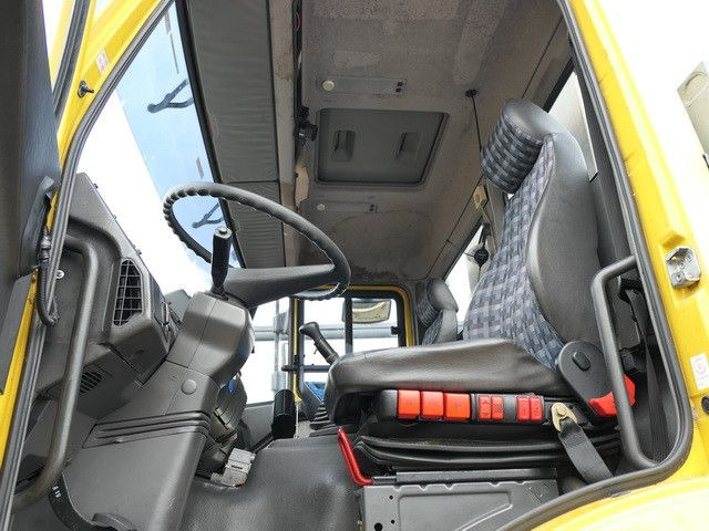 Crédit-bail de Mercedes-Benz 1838 AK 4x4, Allrad, Einzelbereifung, Wenig KM  Mercedes-Benz 1838 AK 4x4, Allrad, Einzelbereifung, Wenig KM: photos 16