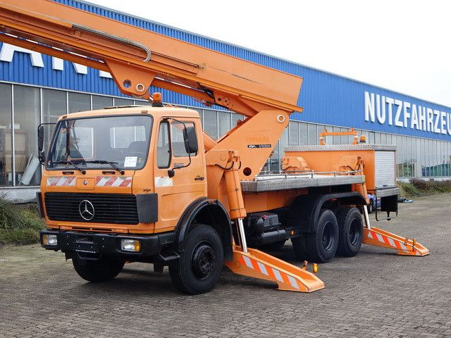 Mercedes-Benz 2222 6x4, Ruthmann, 28m³, 3. Sitz, Blattfederung - Camion avec nacelle: photos 2 Mercedes-Benz 2222 6x4, Ruthmann, 28m³, 3. Sitz, Blattfederung - Camion avec nacelle: photos 2