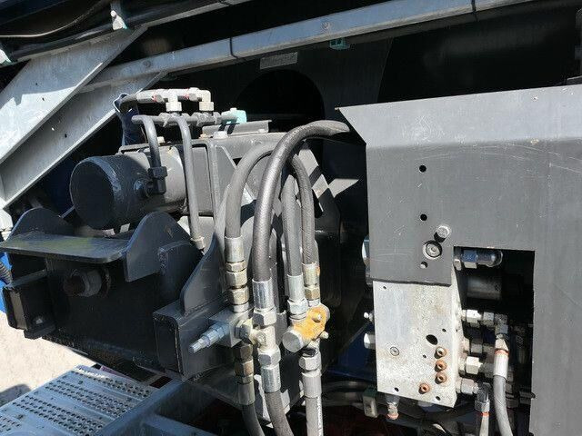 Mercedes-Benz 2548 L Arocs HAD 6x4, Asphalt, Bitumen, Fliegl - Travaux routiers: photos 5 Mercedes-Benz 2548 L Arocs HAD 6x4, Asphalt, Bitumen, Fliegl - Travaux routiers: photos 5
